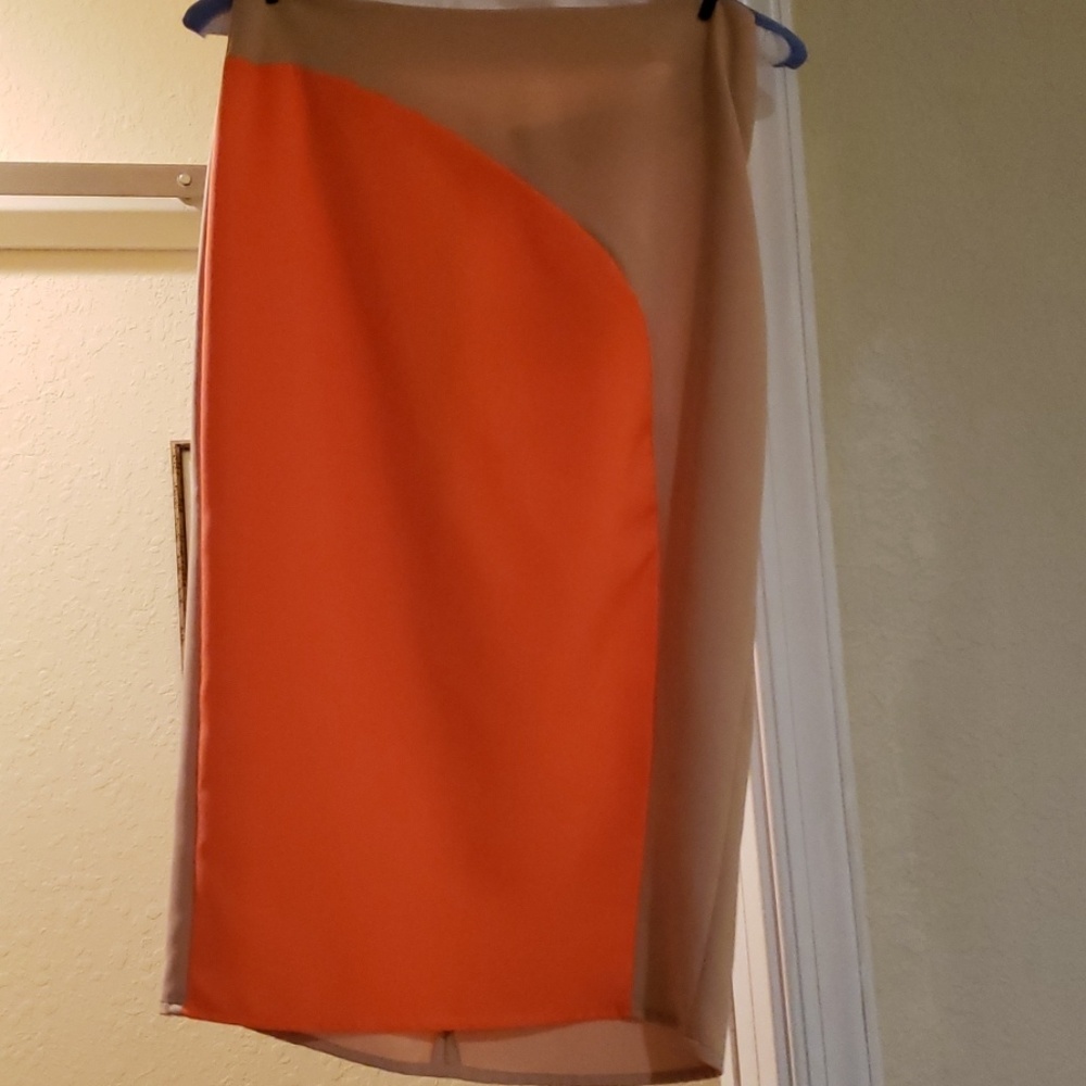 Orange & Beige, below the knee Addiction skiry